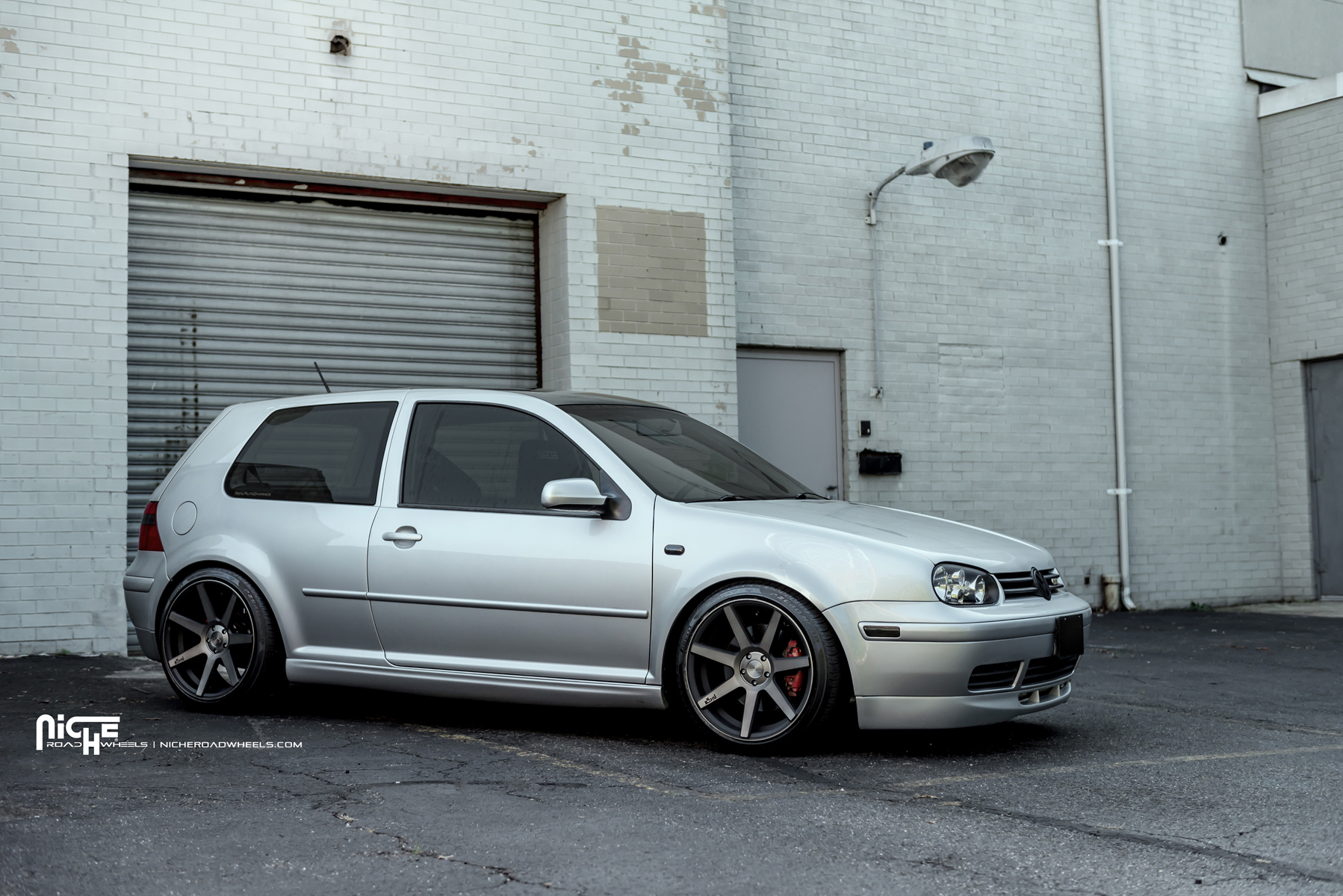 2004 Volkswagen GTI photo