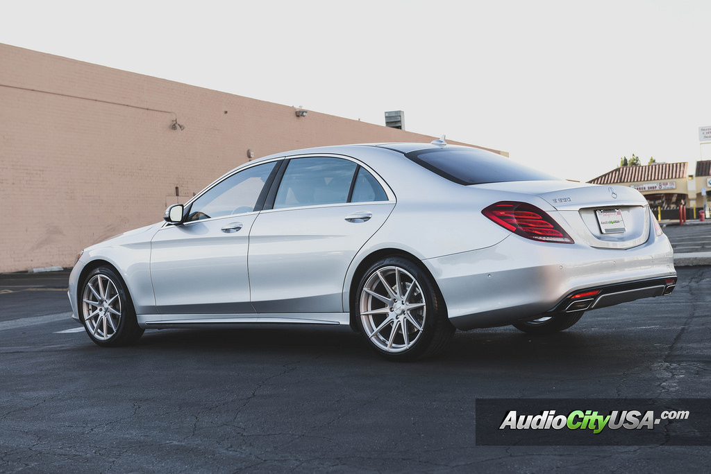 2015 Mercedes-Benz S-Class photo