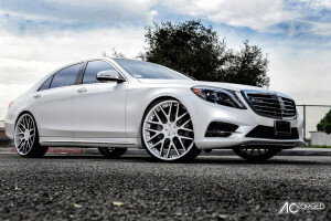2015 Mercedes-Benz S-Class