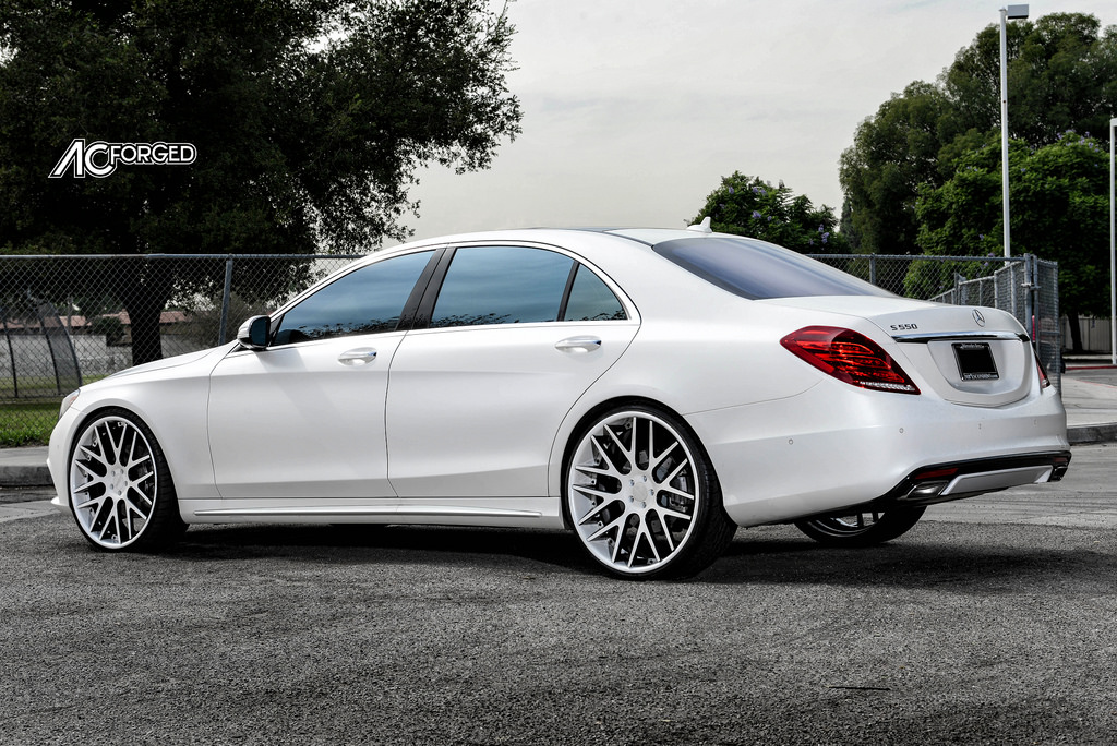 2015 Mercedes-Benz S-Class photo