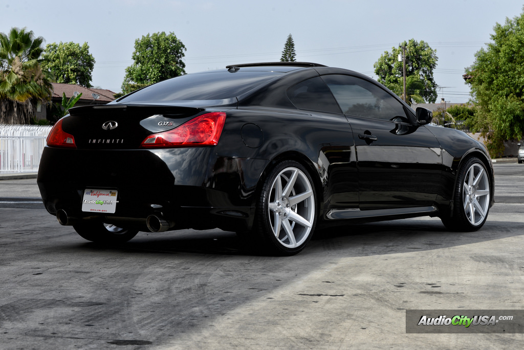 2008 Infiniti G37 photo