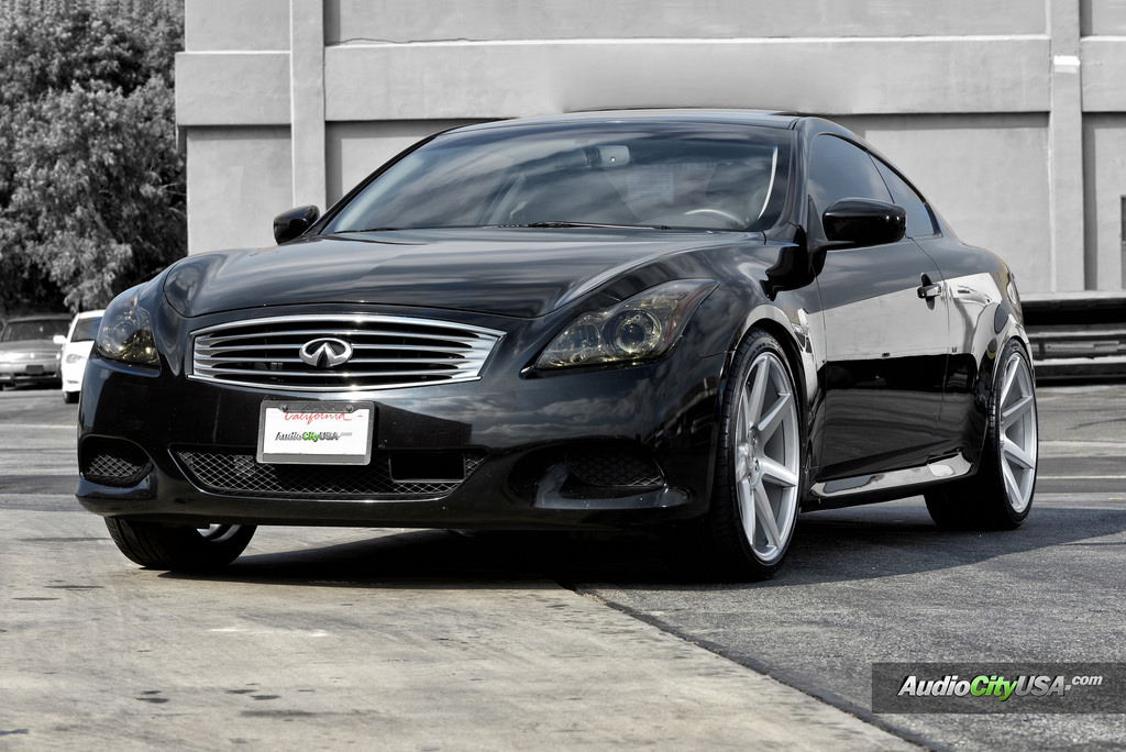 2008 Infiniti G37 photo