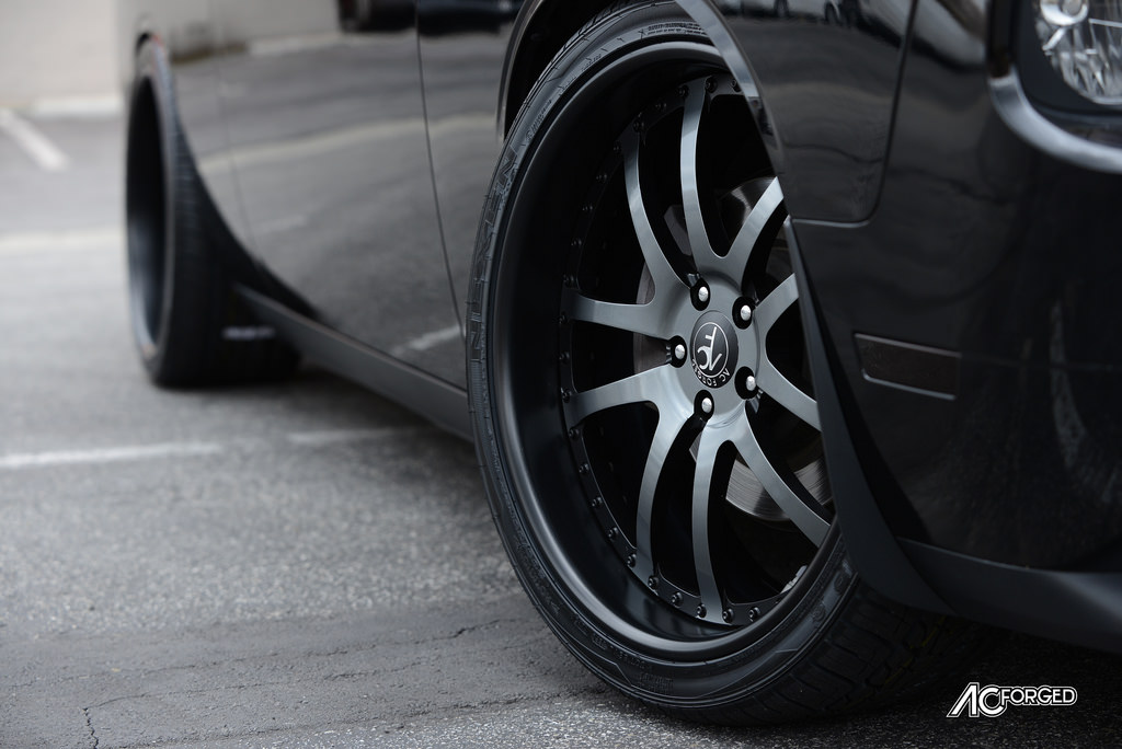 2013 Dodge Challenger photo