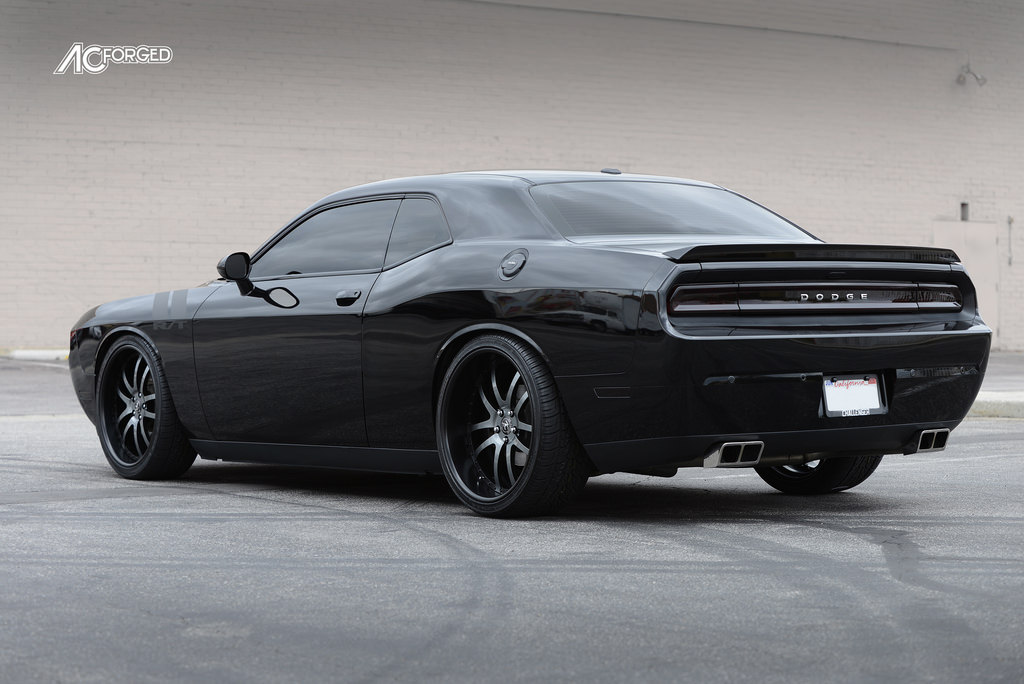 2013 Dodge Challenger photo