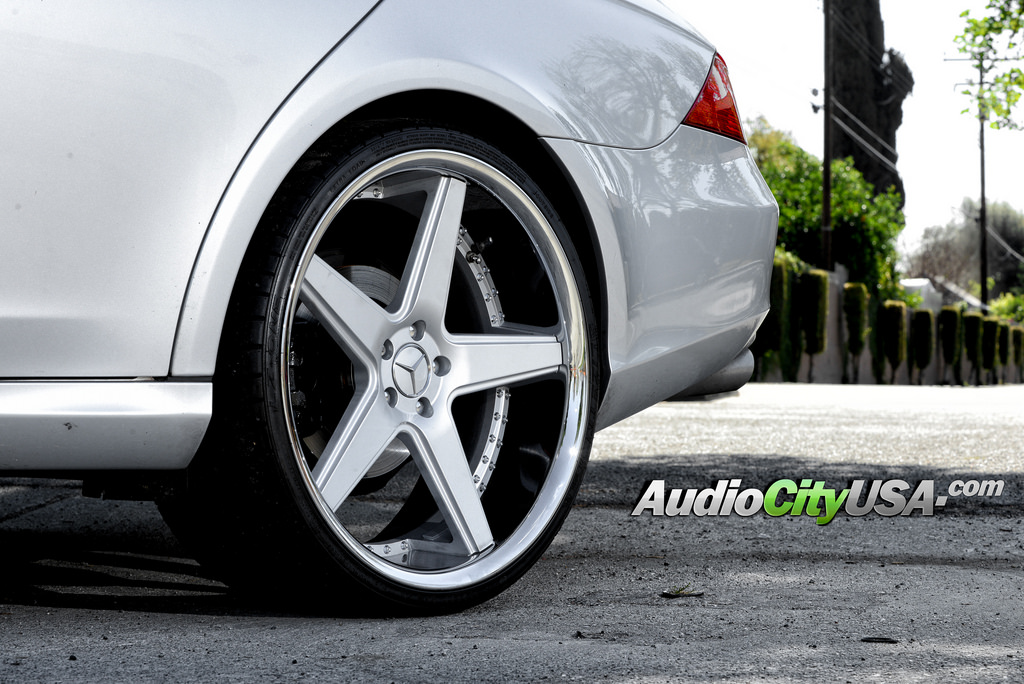 2007 Mercedes-Benz CLS-Class photo