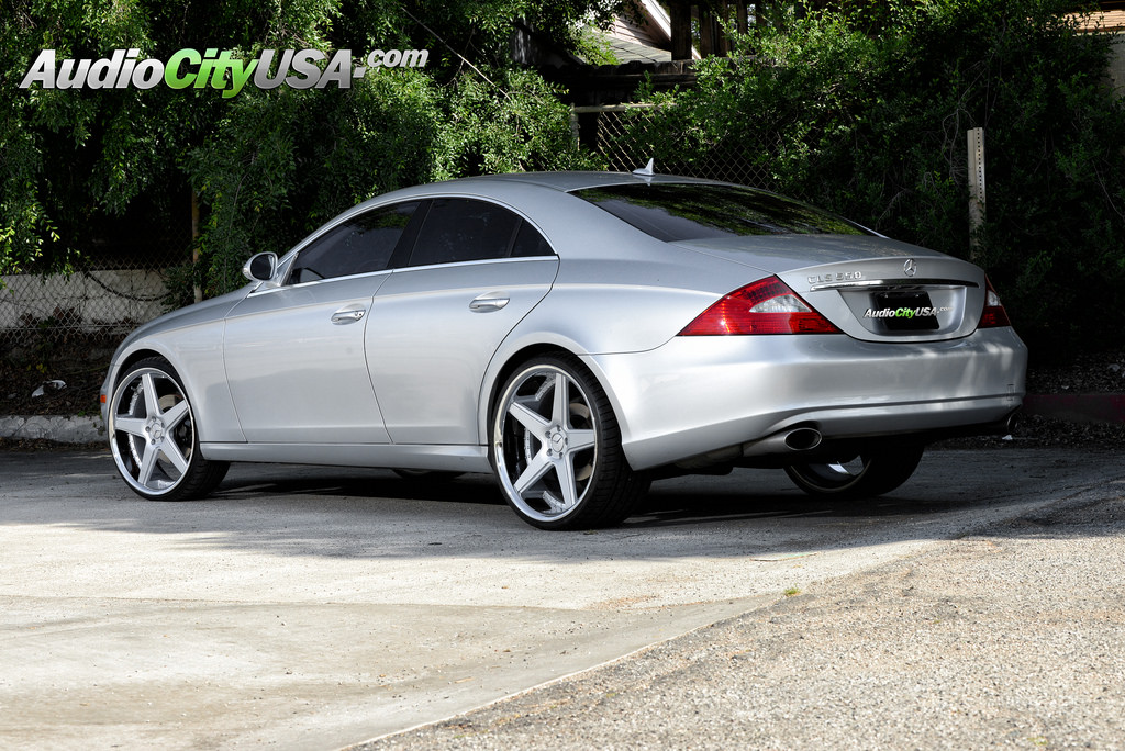 2007 Mercedes-Benz CLS-Class photo