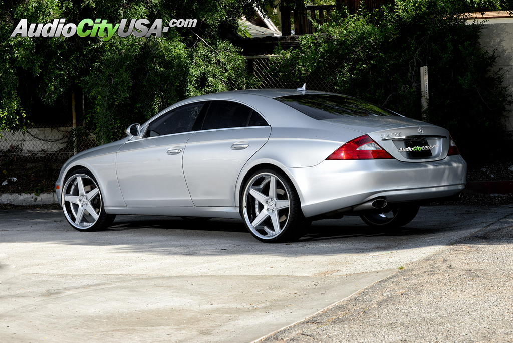 2007 Mercedes-Benz CLS-Class photo
