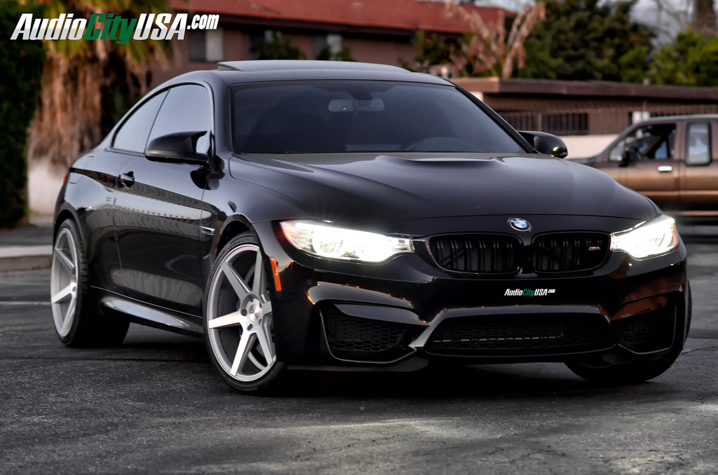 2015 BMW M4 photo