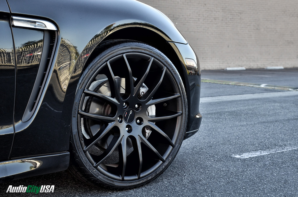 2012 Porsche Panamera photo