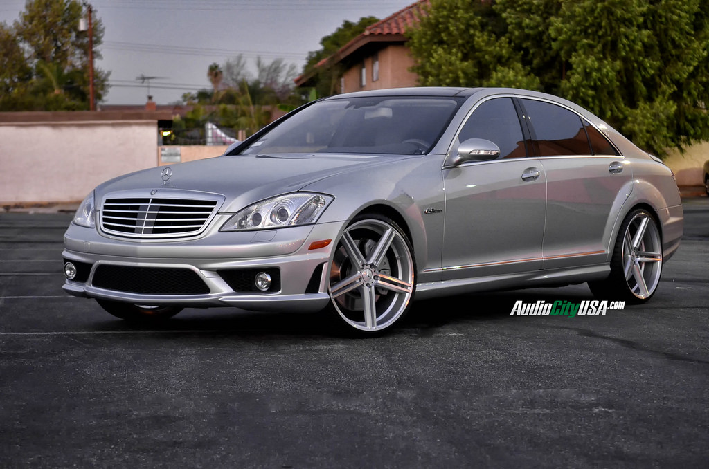 2008 Mercedes-Benz S-Class photo