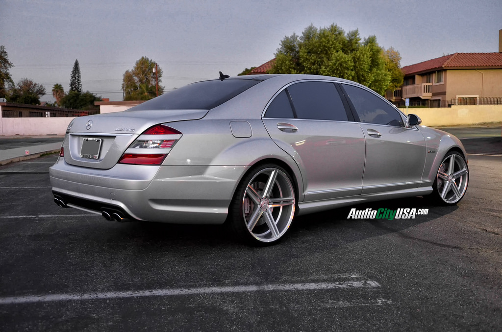 2008 Mercedes-Benz S-Class photo