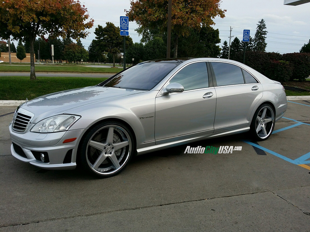 2008 Mercedes-Benz S-Class photo