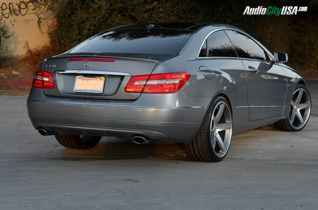 2013 Mercedes-Benz E-Class photo