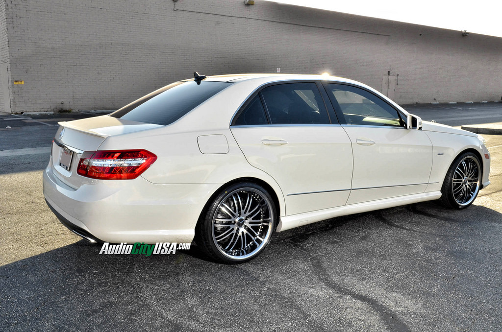 2012 Mercedes-Benz E-Class photo
