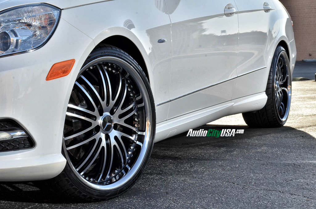 2012 Mercedes-Benz E-Class photo