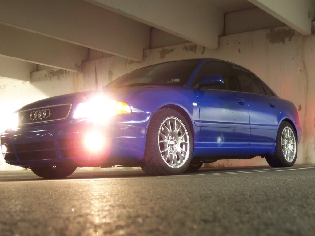 2000 Audi A4 photo