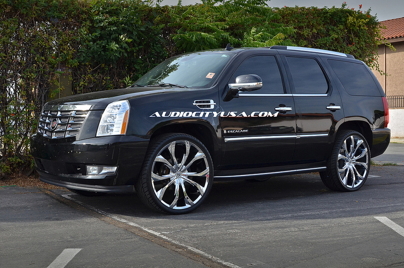 2011 Cadillac Escalade photo