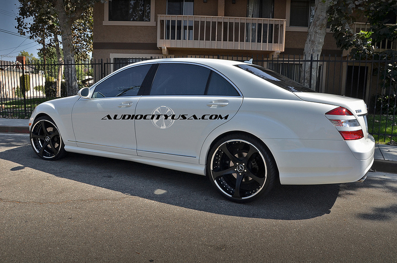 2012 Mercedes-Benz S-Class photo