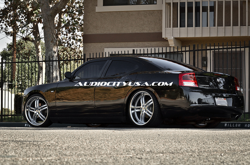 2010 Dodge Charger photo