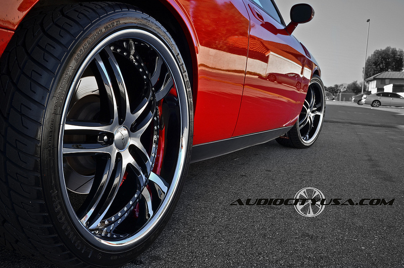 2013 Dodge Challenger photo
