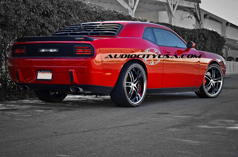 2013 Dodge Challenger photo