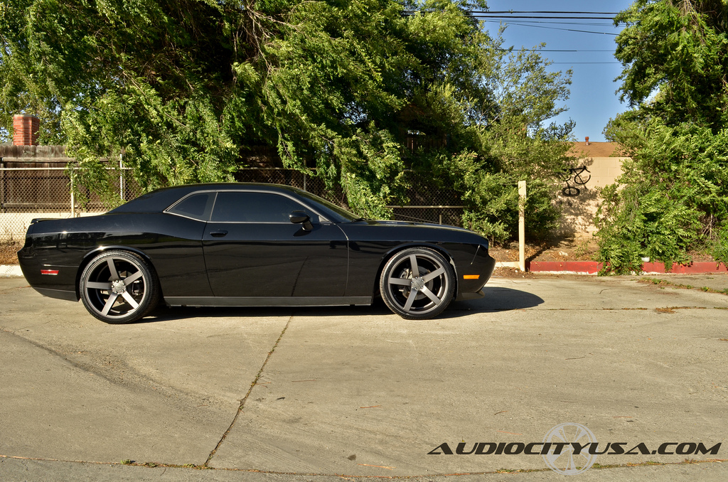 2013 Dodge Challenger photo