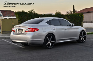 2012 Infiniti M37