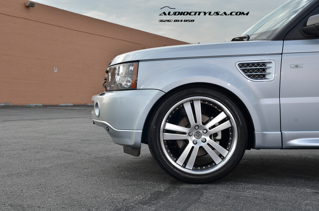 2009 Land Rover Range Rover photo