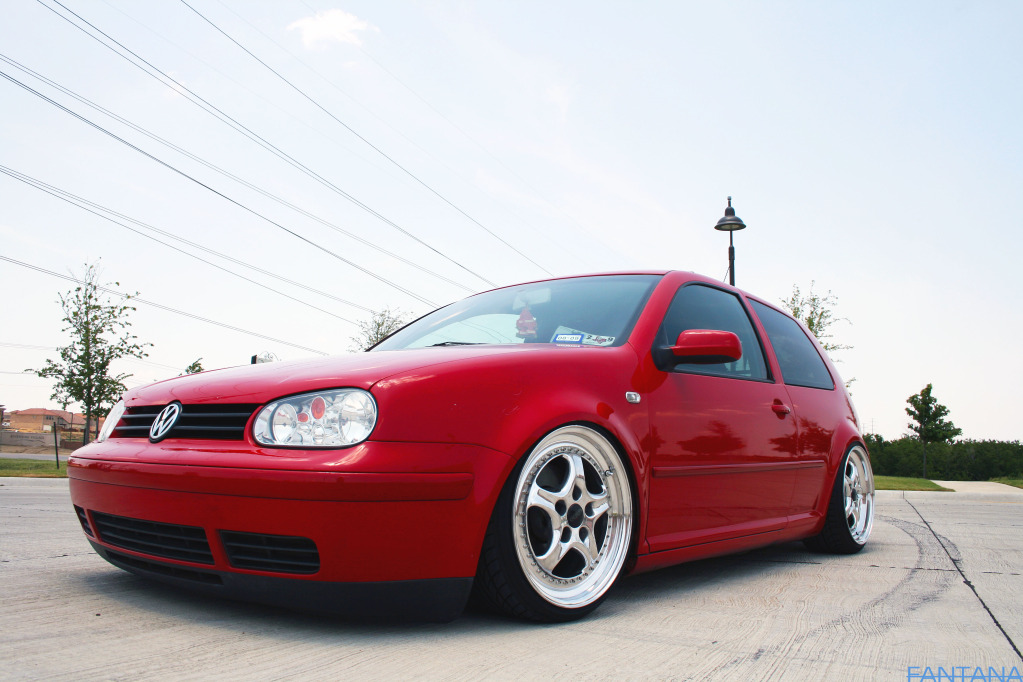 2003 Volkswagen Golf photo