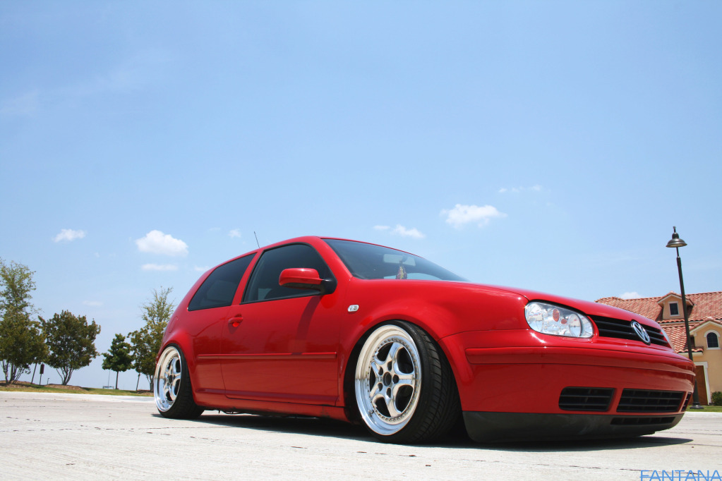 2003 Volkswagen Golf photo