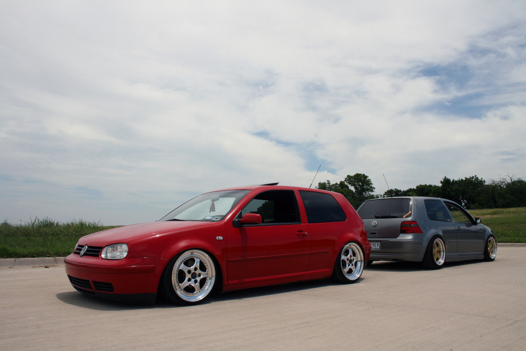 2003 Volkswagen Golf photo