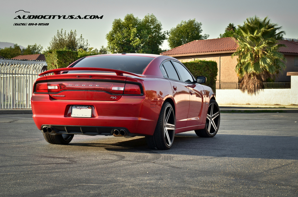 2012 Dodge Charger photo