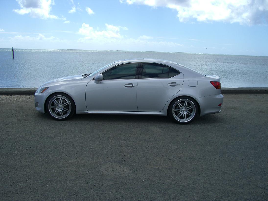 2006 Lexus IS 350 photo