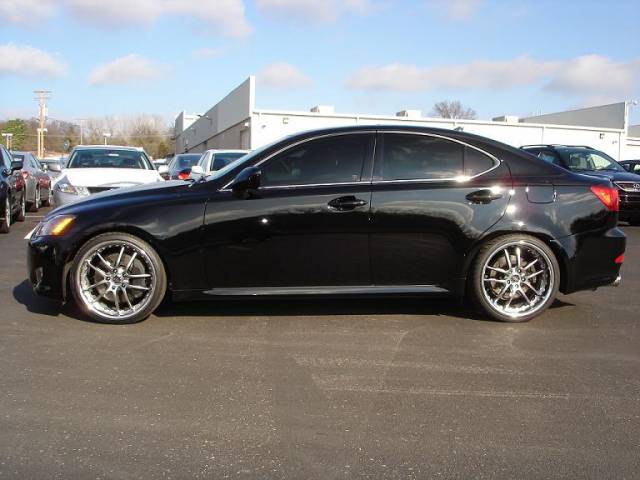 2006 Lexus IS 350 photo