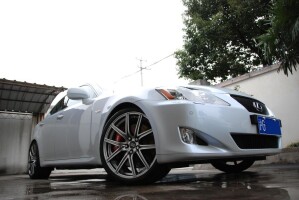 2005 Lexus IS 300