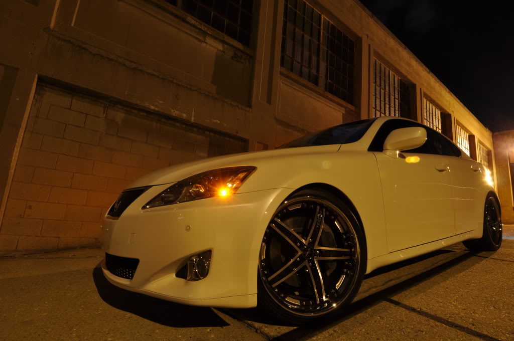 2011 Lexus IS 350 photo