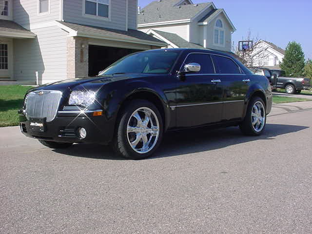 2005 Chrysler 300C photo