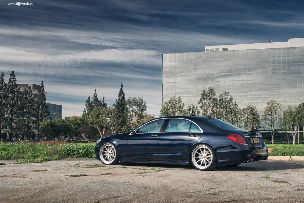 2015 Mercedes-Benz S-Class photo