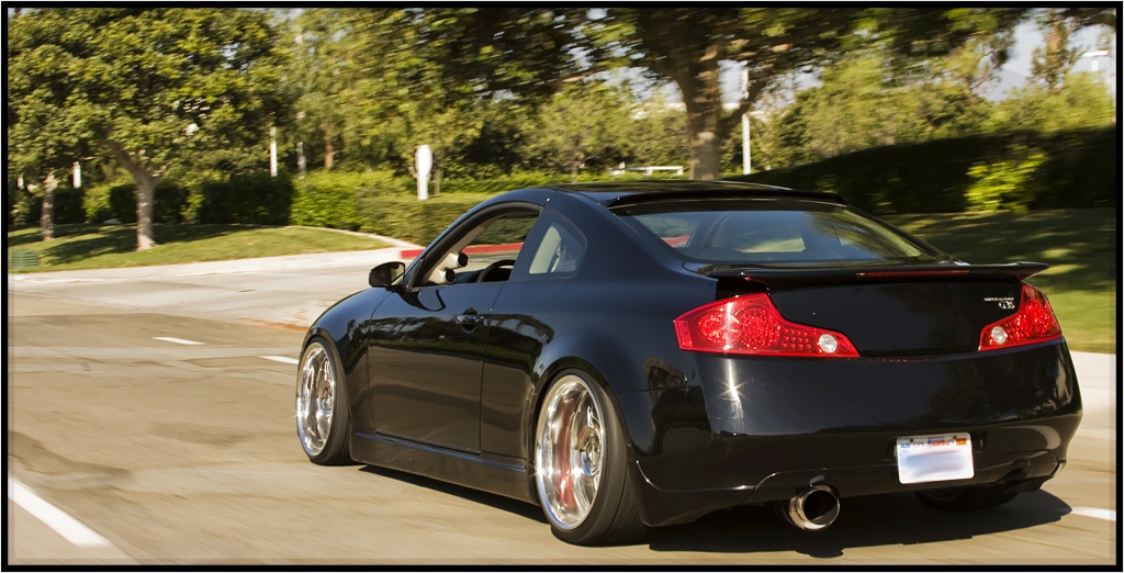 2004 Infiniti G35 photo