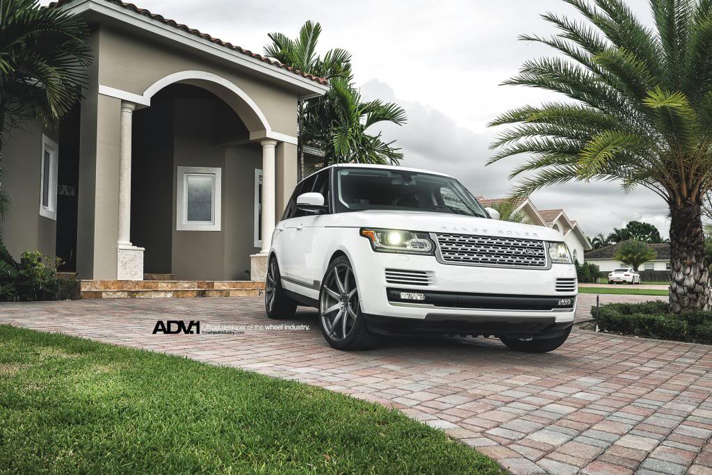 2014 Land Rover Range Rover photo
