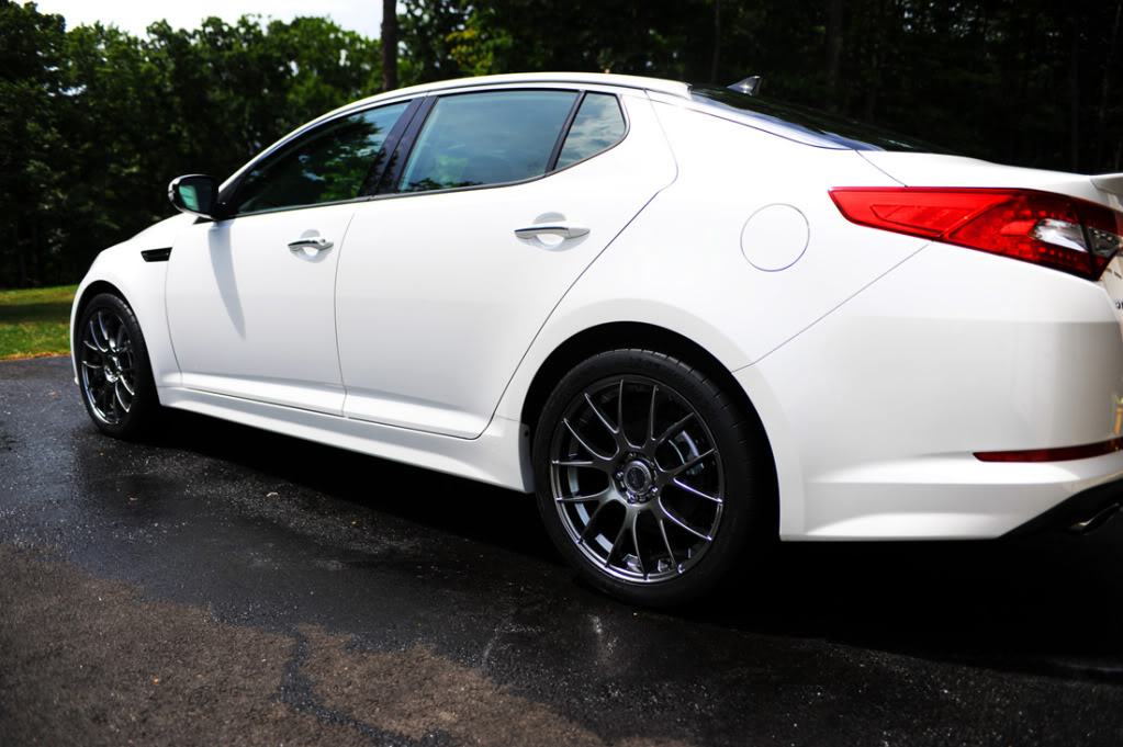 2011 Kia Optima photo