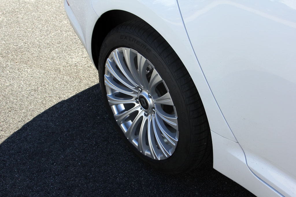 2011 Kia Optima photo