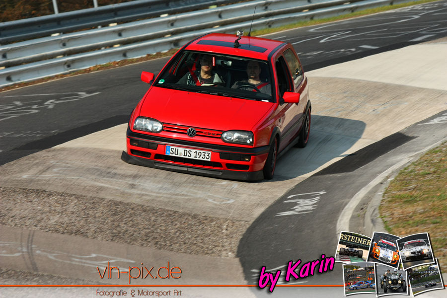 1999 Volkswagen Golf photo