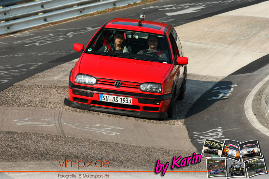 1999 Volkswagen Golf photo