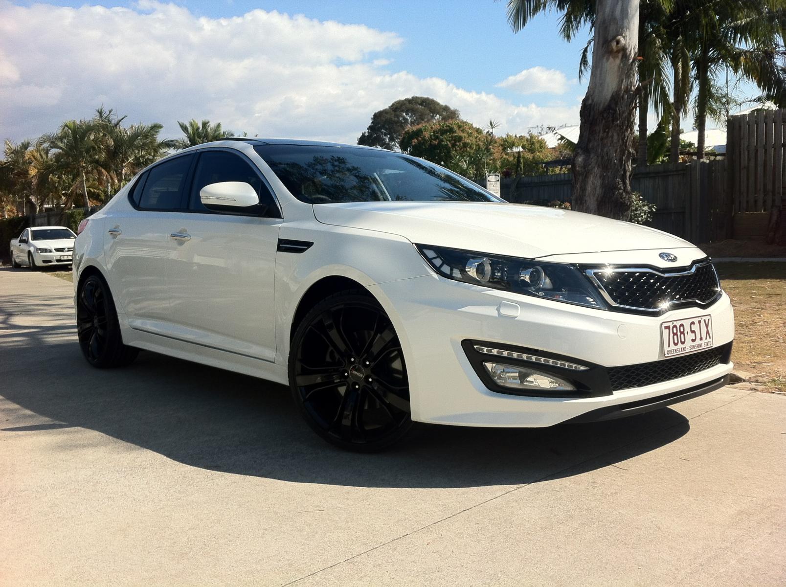 2012 Kia Optima photo