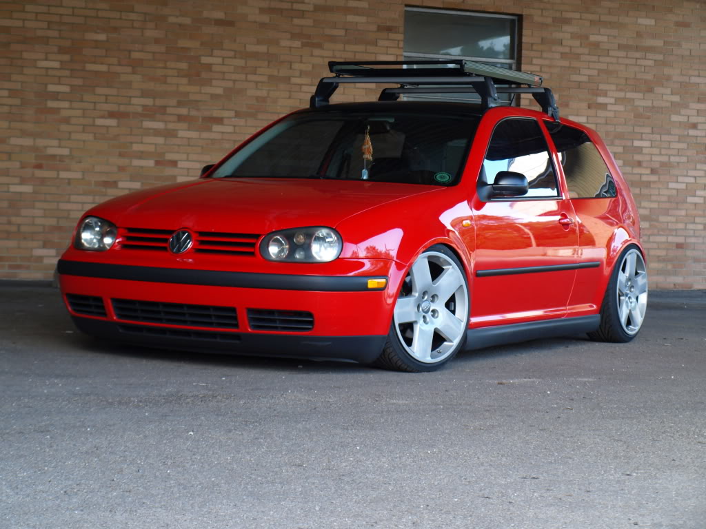 1999 Volkswagen Golf photo