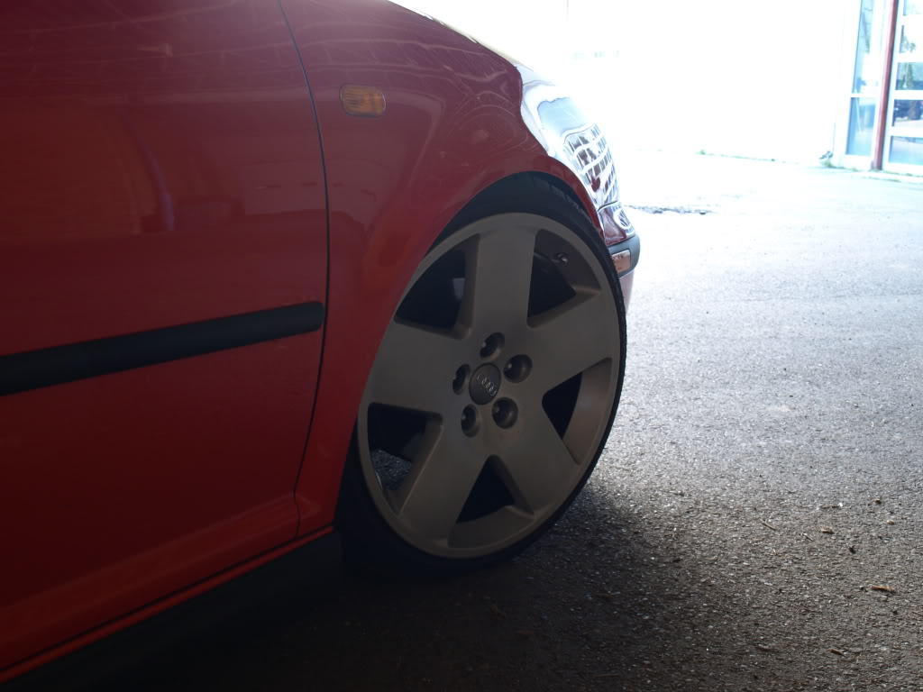 1999 Volkswagen Golf photo