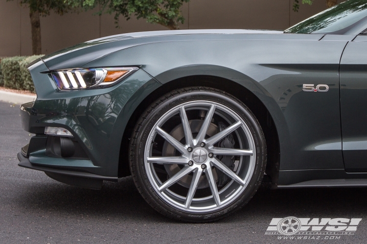 2015 Ford Mustang photo