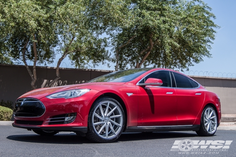 2013 Tesla Model S photo