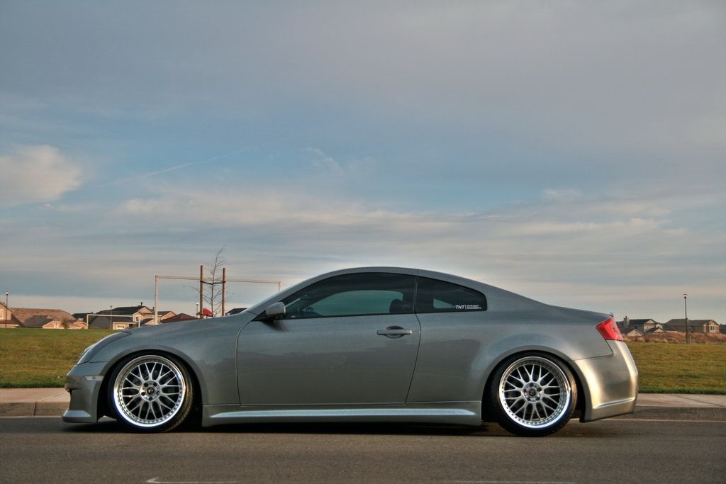2005 Infiniti G35 photo